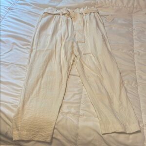 White Linen Women’s  Pants Large New with tags Soft